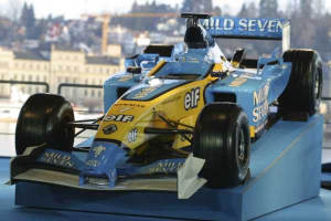 R23